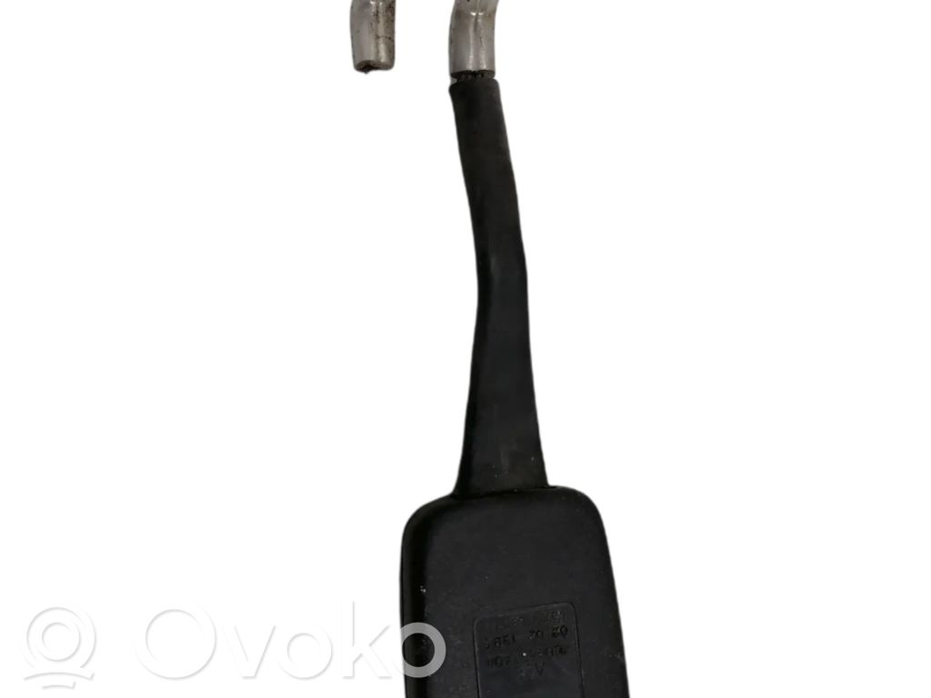 Audi A8 S8 D2 4D Sagtis diržo galine 