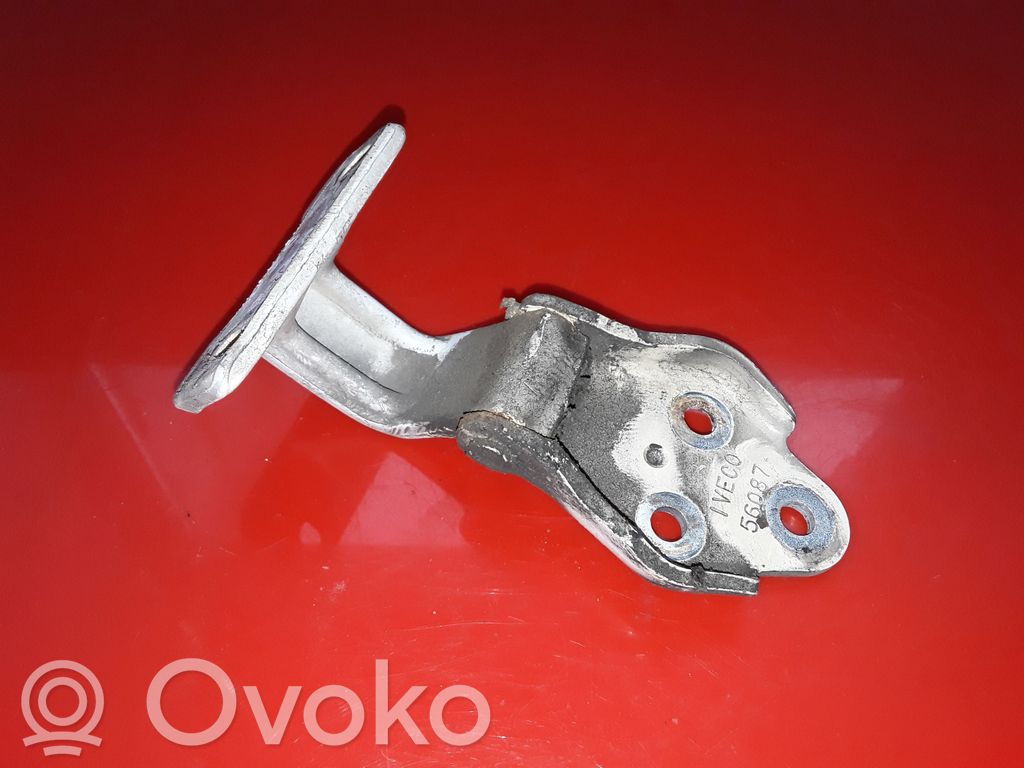 Iveco Daily 35 - 40.10 Etuoven alasarana 