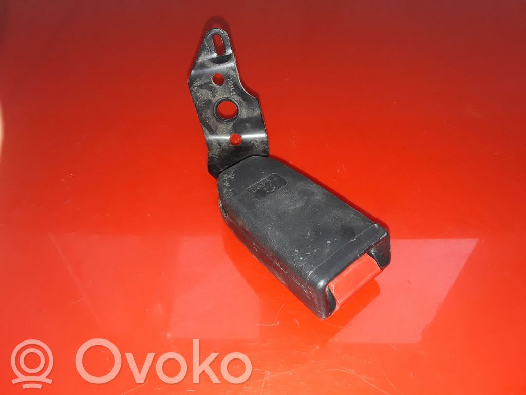 Subaru Outback Klamra tylnego pasa bezpieczeństwa 