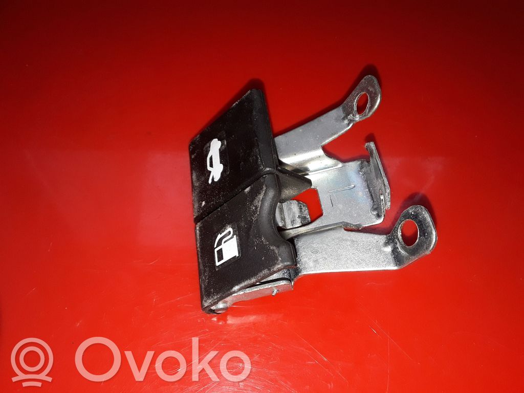Nissan Qashqai Manetă capotă