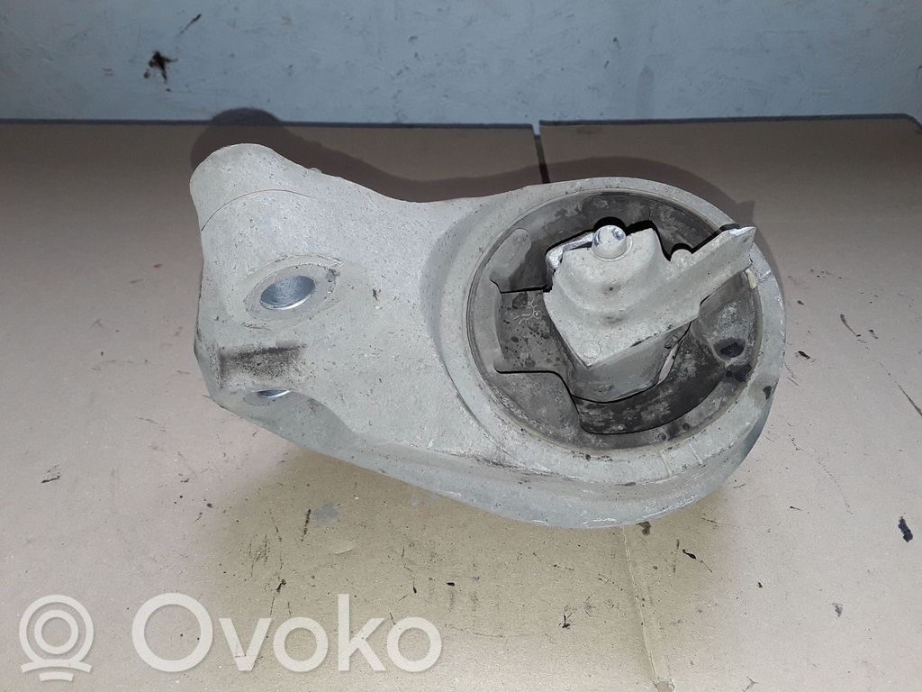 Engine mount bracket   X01187