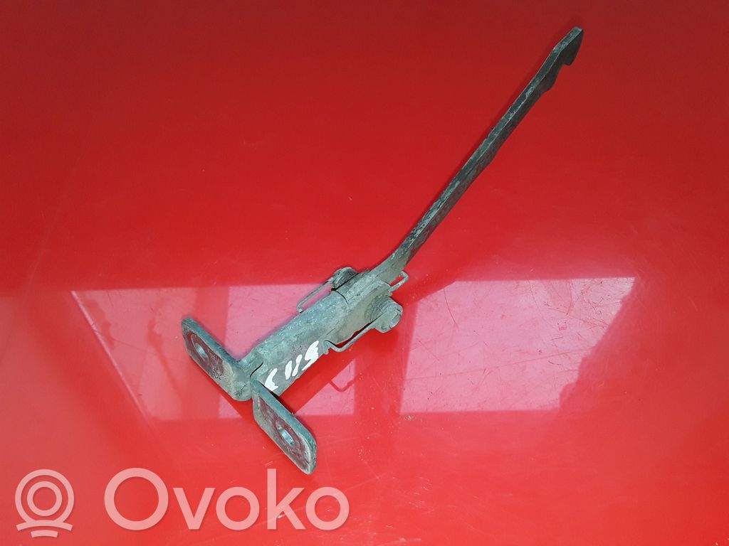 Dacia Dokker Etuoven pidätin 