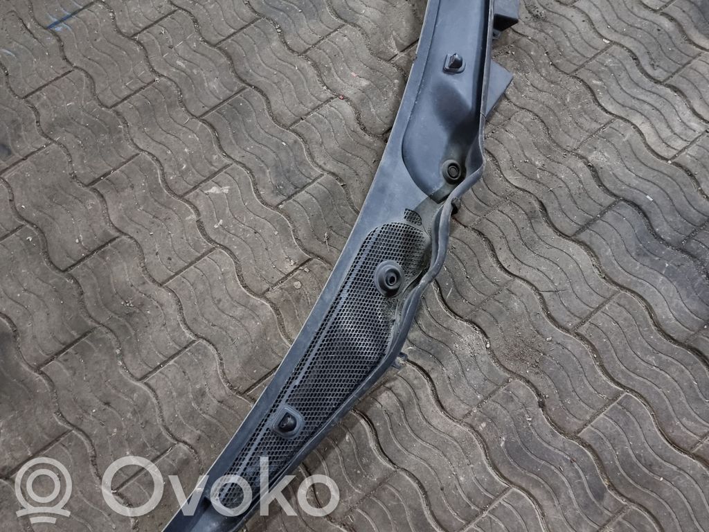 Mercedes-Benz E W212 Rivestimento del tergicristallo