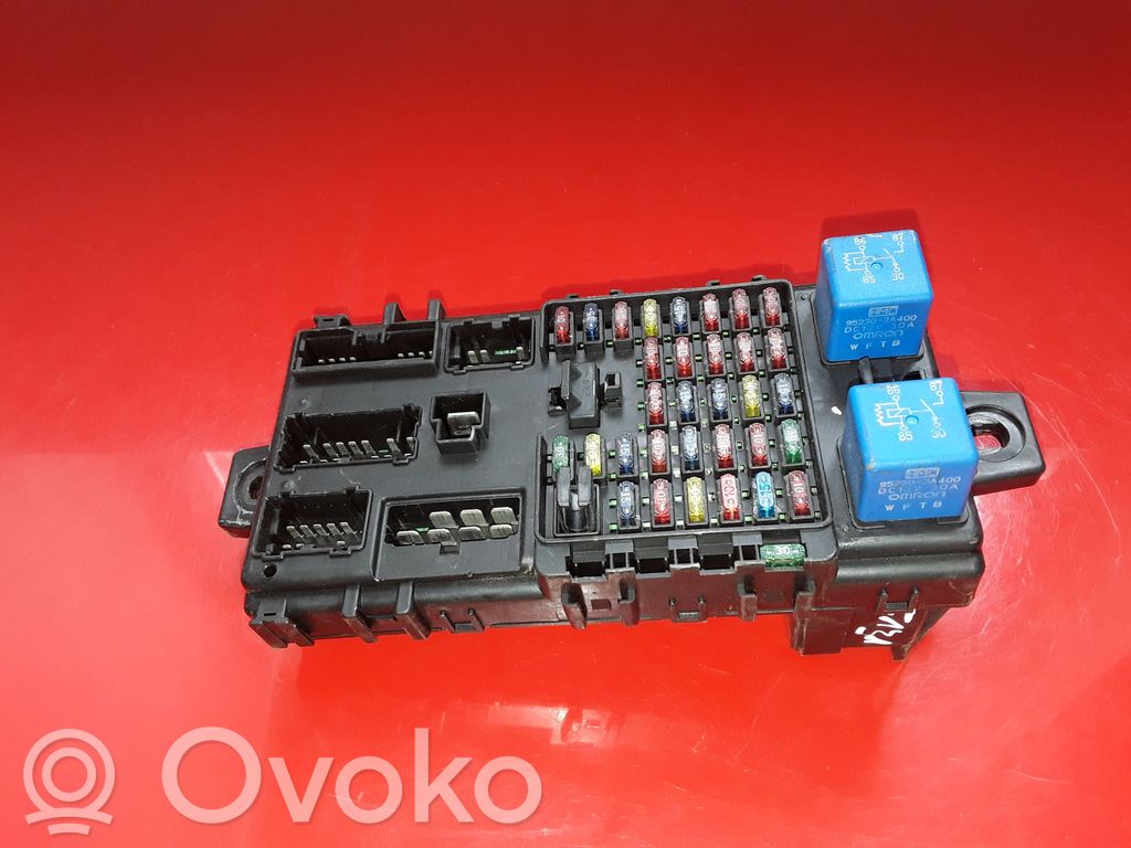 Hyundai Trajet Module de fusibles