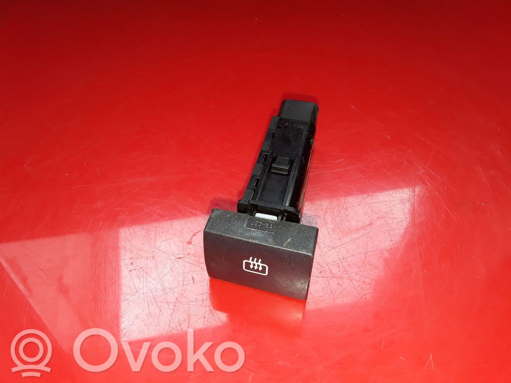 KIA Sorento Stiklo šildymo elektra jungtukas 