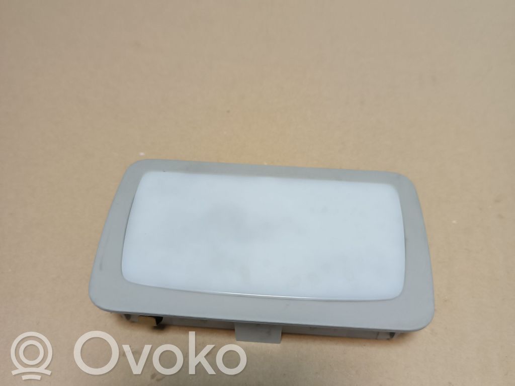 Audi Q7 4L Lampă scaun spate 
