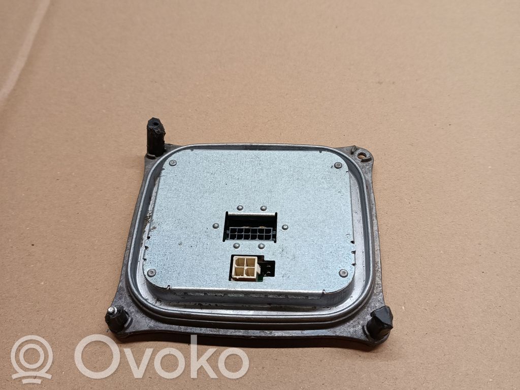 Lancia Delta Lastre de faros xenón 