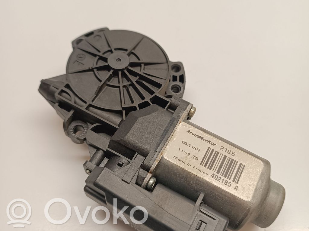 KIA Ceed Motor del regulador de la ventanilla de la puerta delantera 