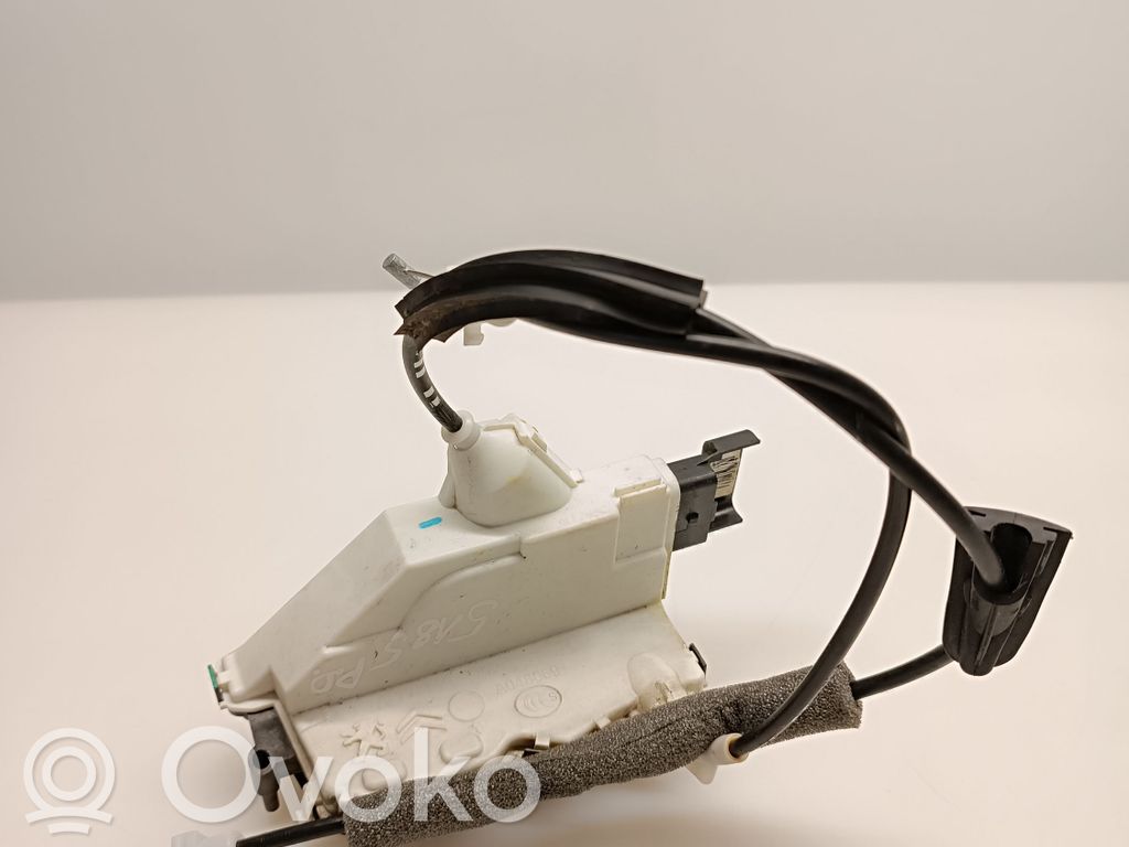 Priekšpusē slēdzene   PSA006181,A04955