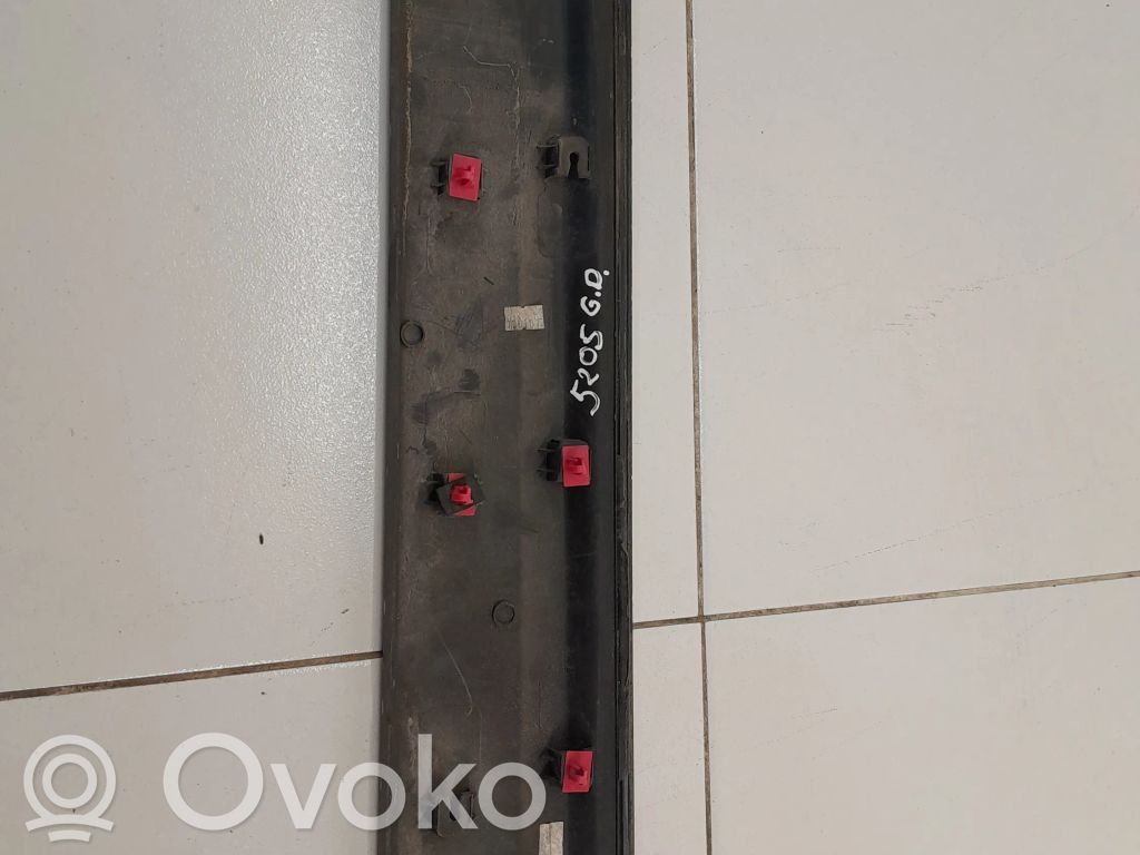 KIA Sorento Mască ușă spate (turnată)