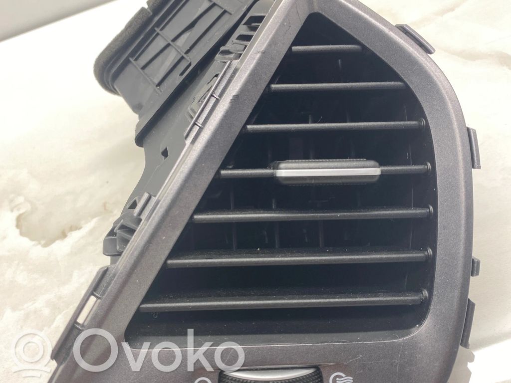Hyundai Santa Fe Boczna kratka nawiewu deski rozdzielczej 