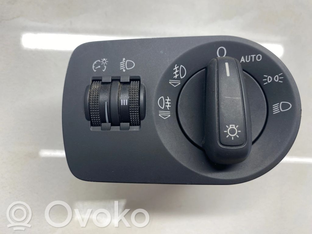 Interruptor de luz   8U2941531A,BK710020500011,8U0919094