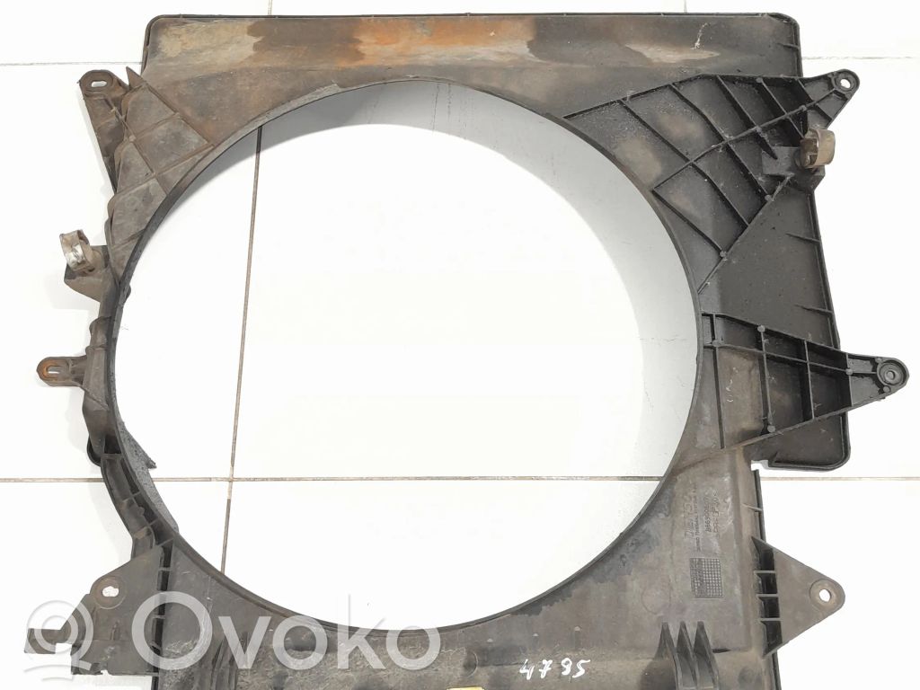 Iveco Daily 35.8 - 9 Suport ventilator radiator