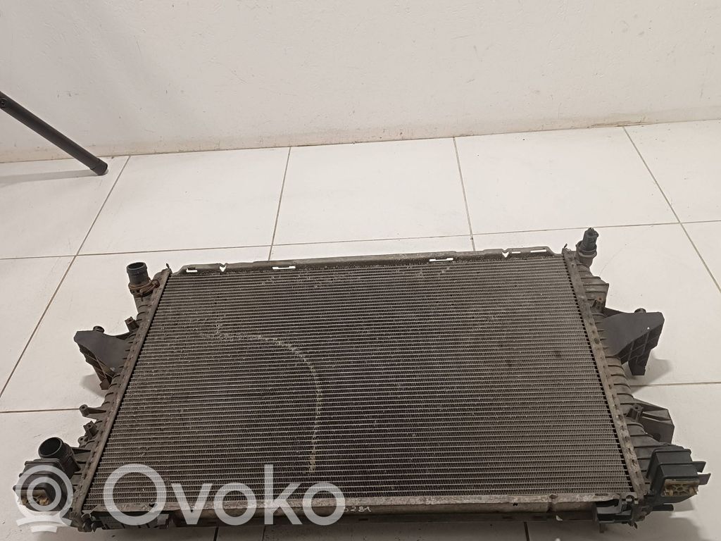 Volkswagen Transporter - Caravelle T5 Radiatore di raffreddamento 