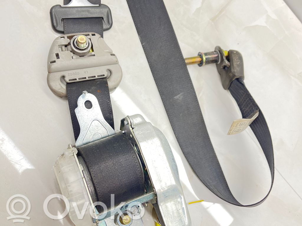 Nissan Pathfinder R51 Cinturón delantero 