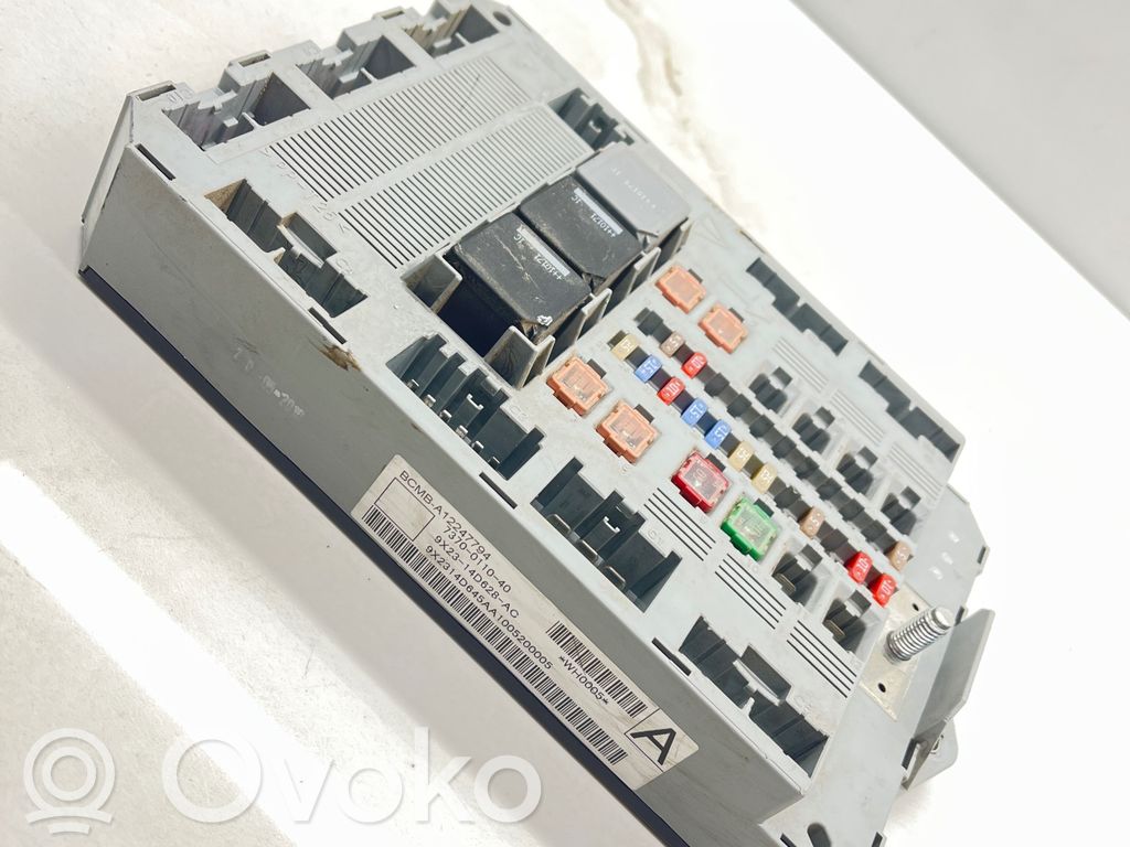 Ramka / Moduł bezpieczników   9X2314D628AC,WH0005
