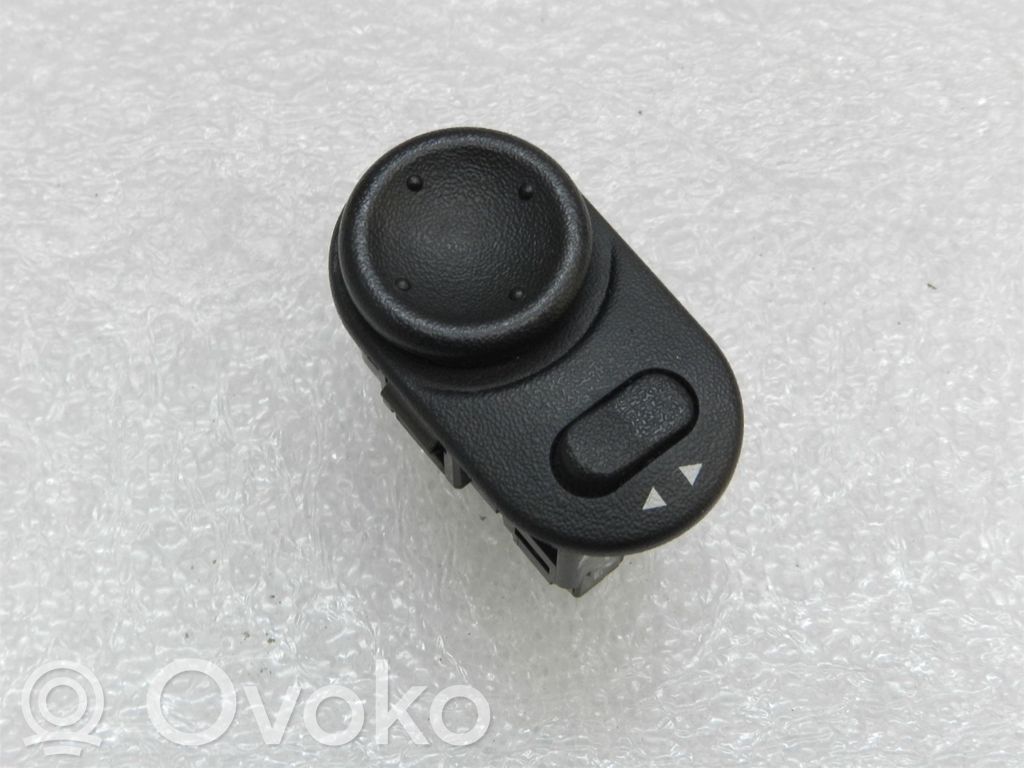 Opel Astra G Interruptor del espejo lateral 