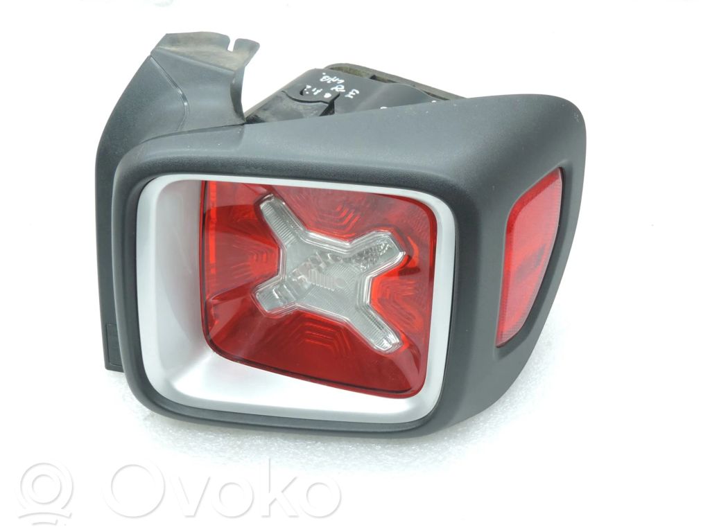 Jeep Renegade Lampa tylna 