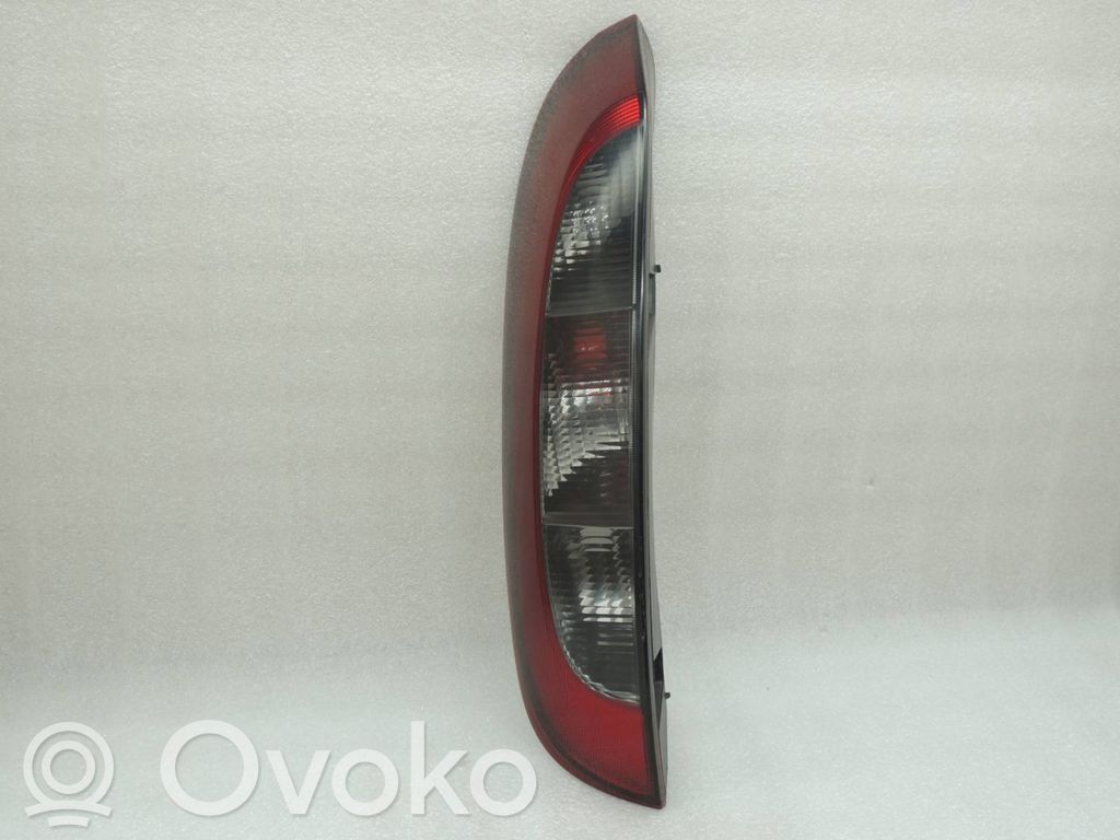 Opel Corsa C Galinis žibintas kėbule 