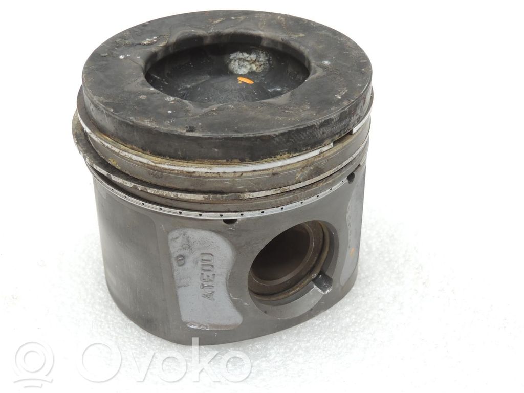 Kolben   1757465,BB3Q6011EA,2102676,2471477,BB3Q6011EA,RMBB3Q6011AA,RMBB3Q6011EA