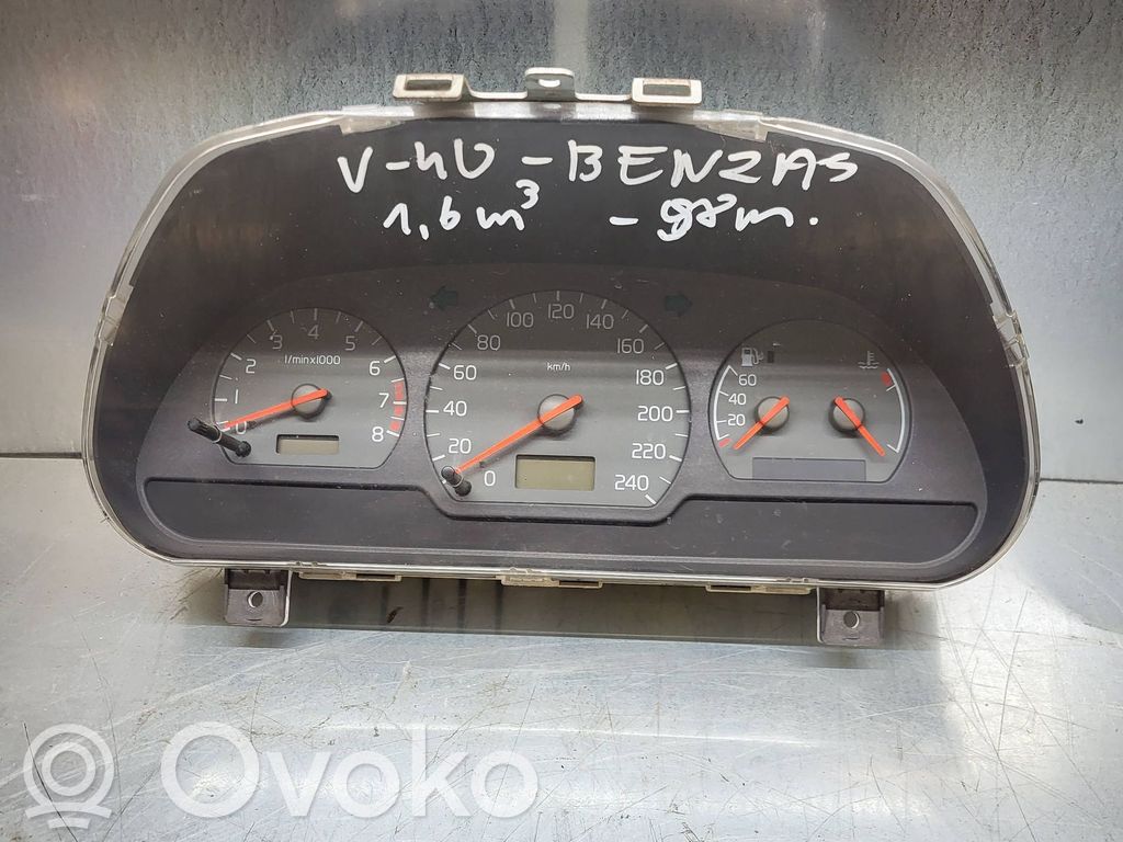 Speedometer (instrument cluster)