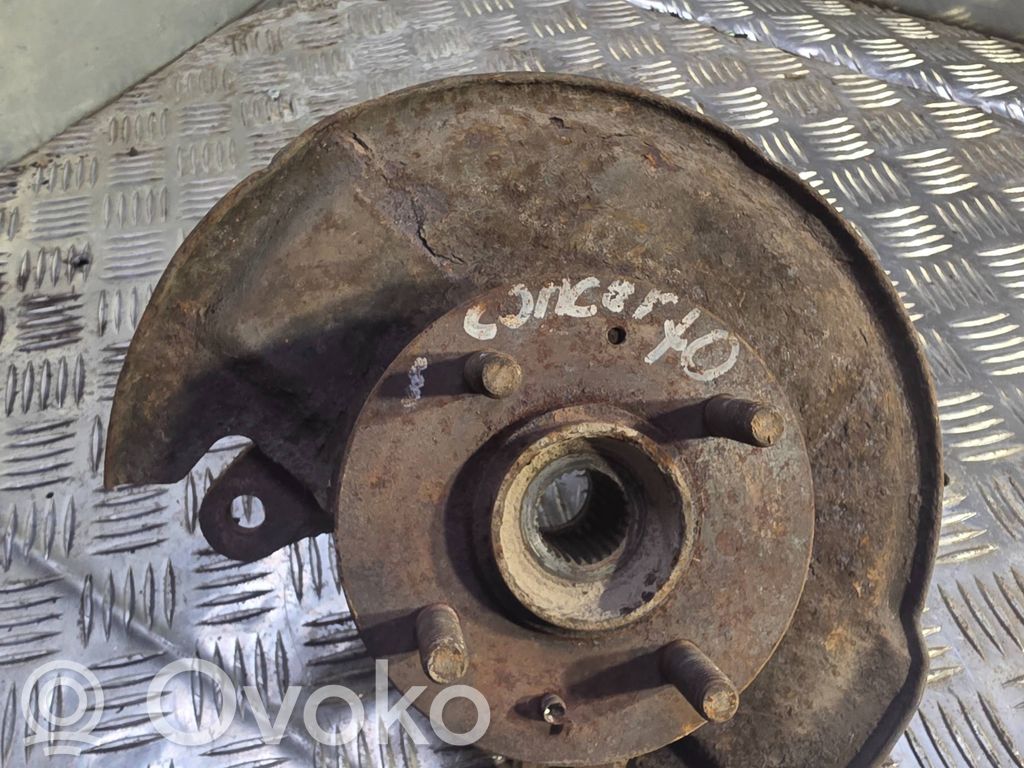 Front wheel hub