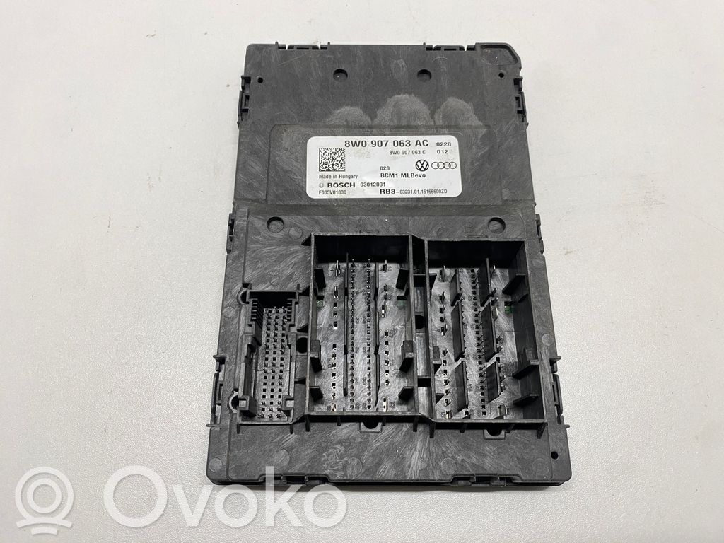 Audi A4 S4 B9 Module confort 