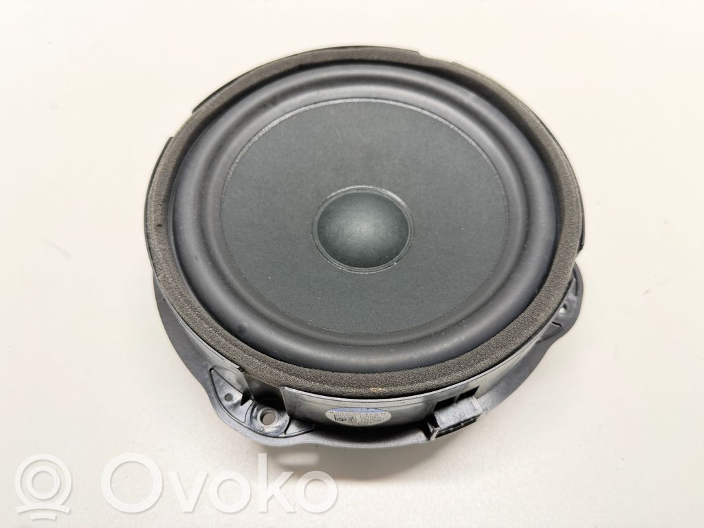 Audi A3 8Y Altavoz de la puerta delantera 