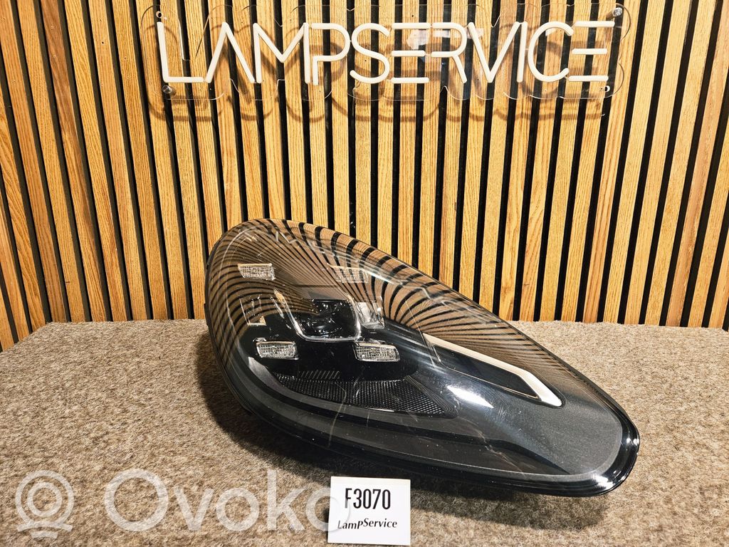 Porsche Cayenne (92A) Scheinwerfer 