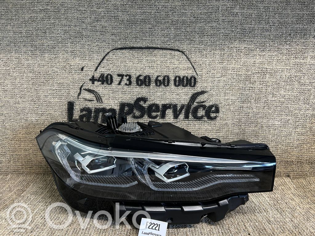 BMW X7 G07 Lampa przednia 