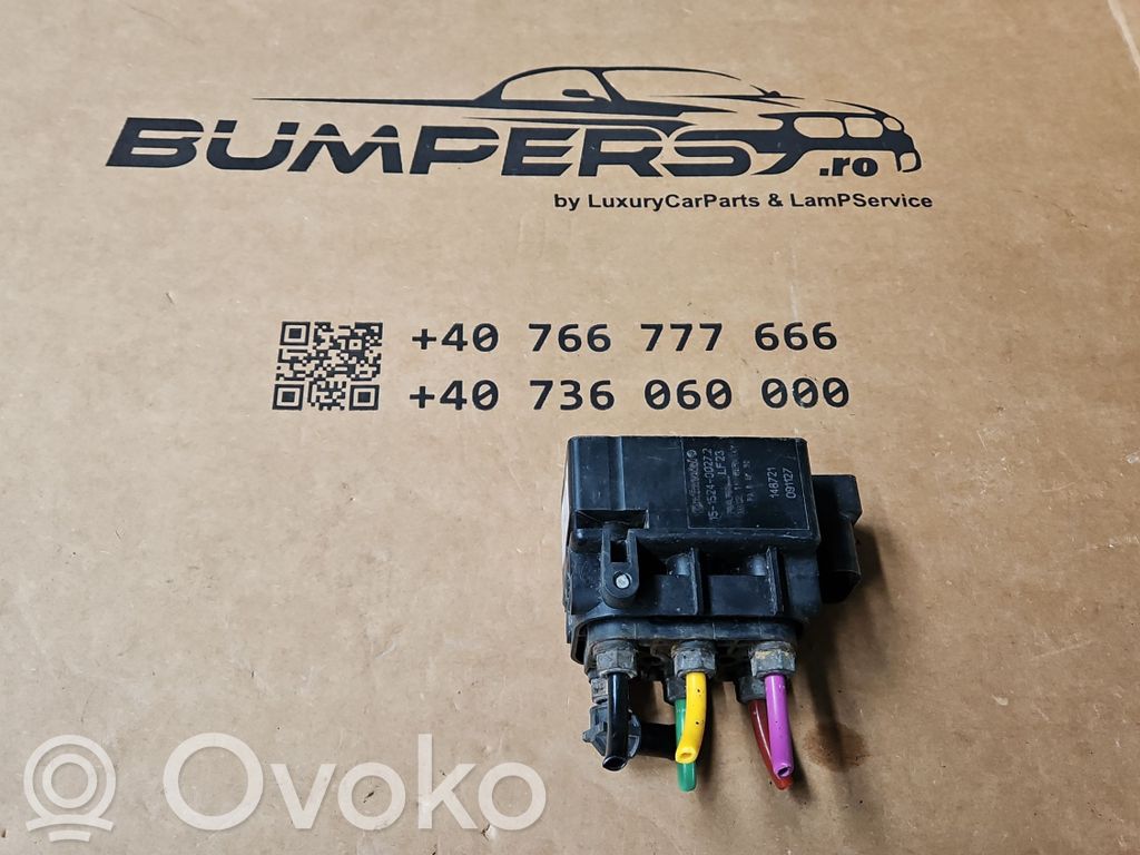 Porsche Panamera (970) Air suspension valve block 