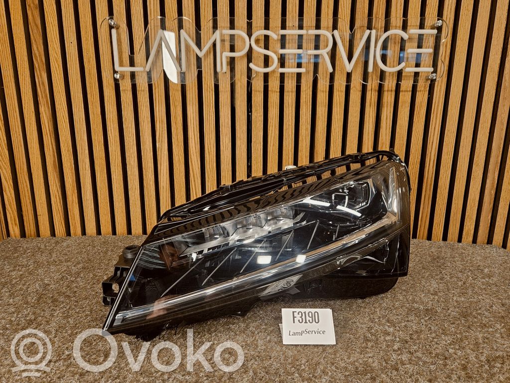 Skoda Superb B8 (3V) Faro/fanale 