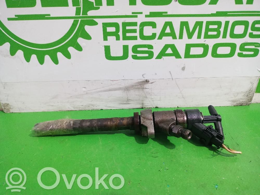 Inyector de combustible   1980J3