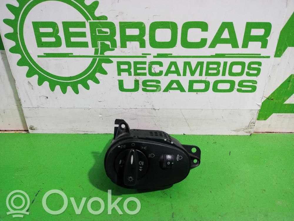 Ford Focus Light switch 