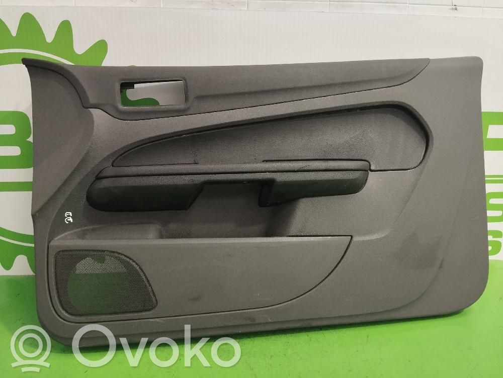 Ford Focus Etuoven verhoilu 