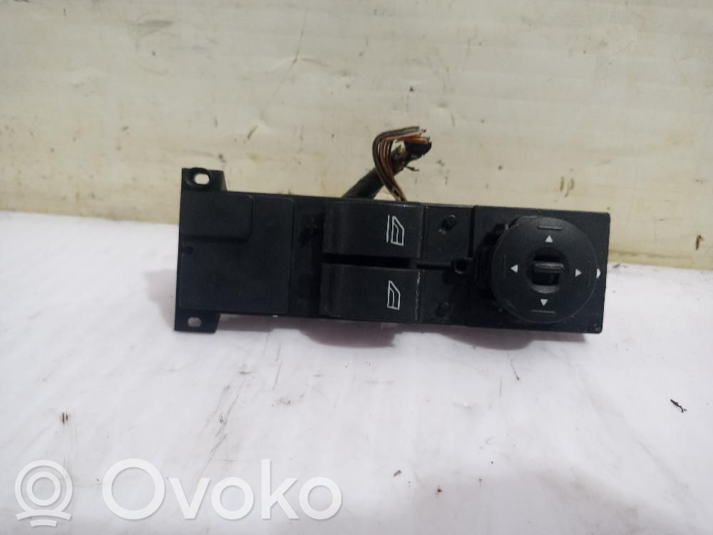 Interruptor del elevalunas eléctrico   7M5T14529