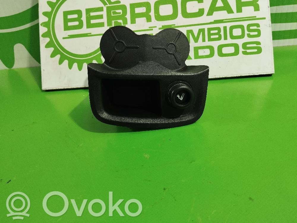 Ford Focus Aschenbecher 