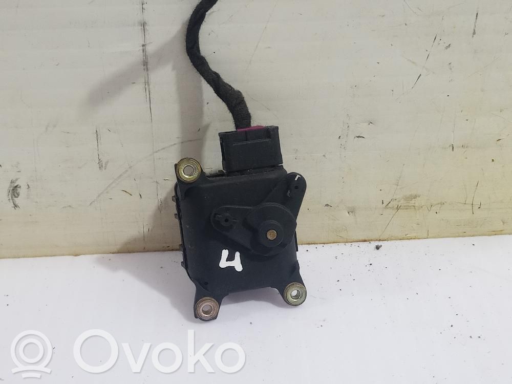 Volkswagen PASSAT B5.5 Motorino attuatore aria 