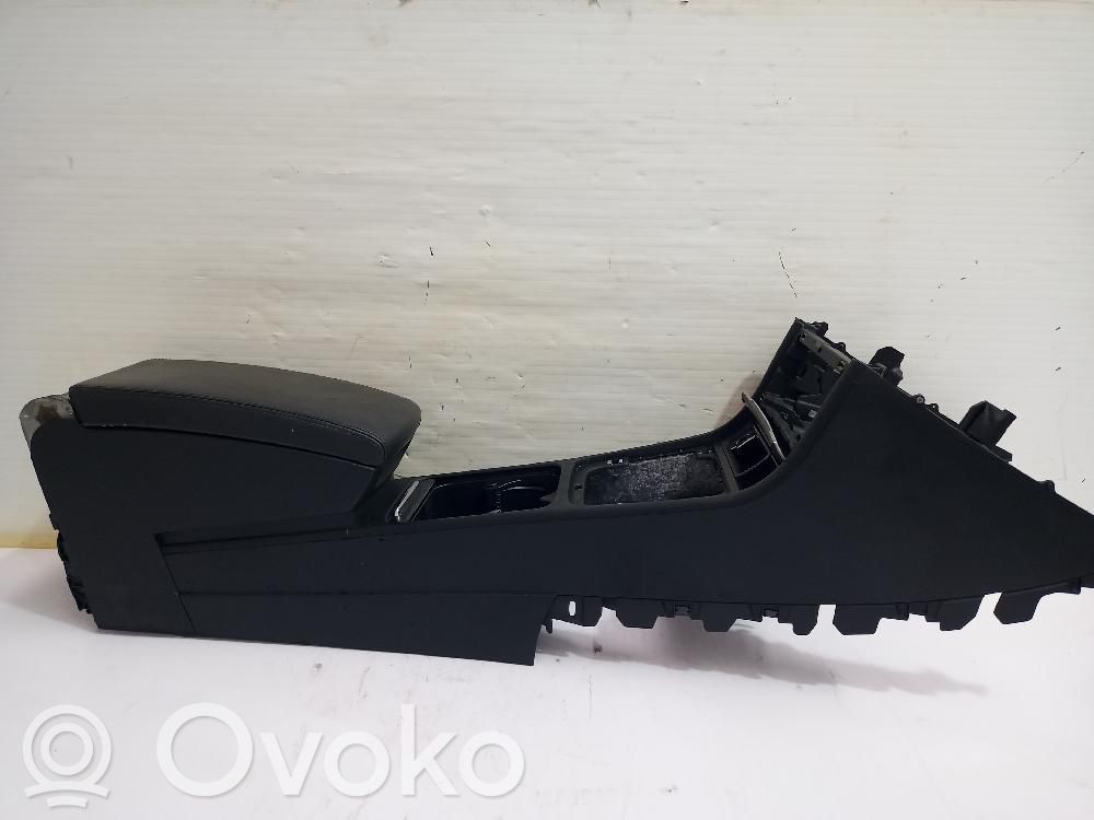 Volkswagen PASSAT B6 Tunel środkowy 