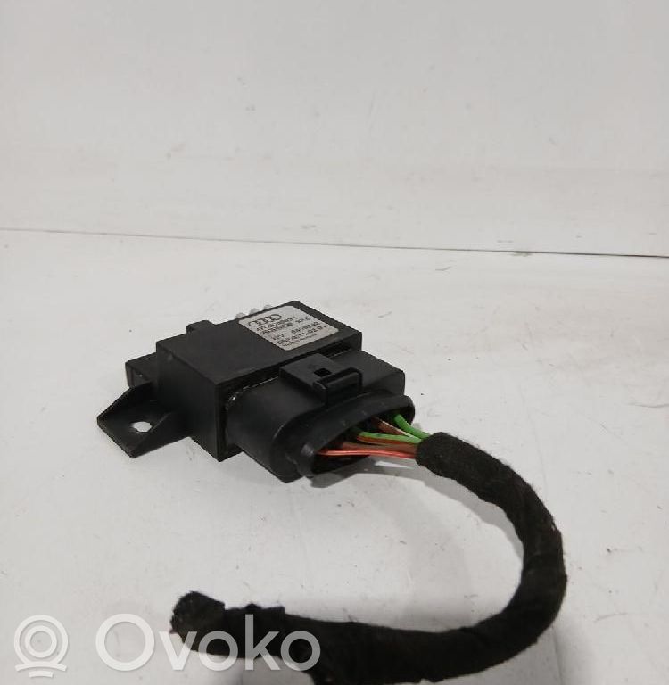 Autres unités de commande / modules   4F0906093L