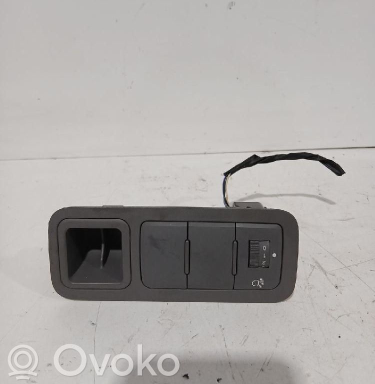 Interruptor de luz   3410017M012
