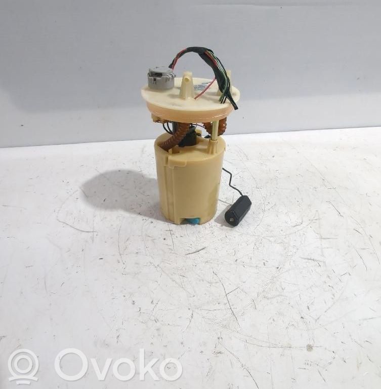 KIA Rio Bomba interna de combustible 