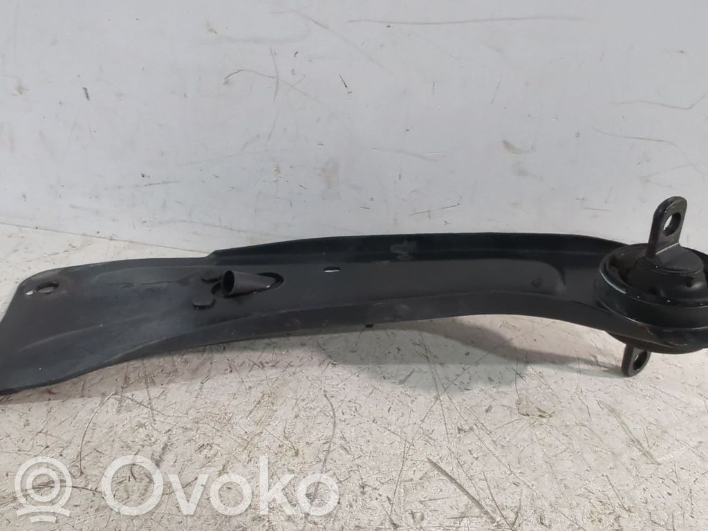 KIA Ceed Brazo de suspensión trasero