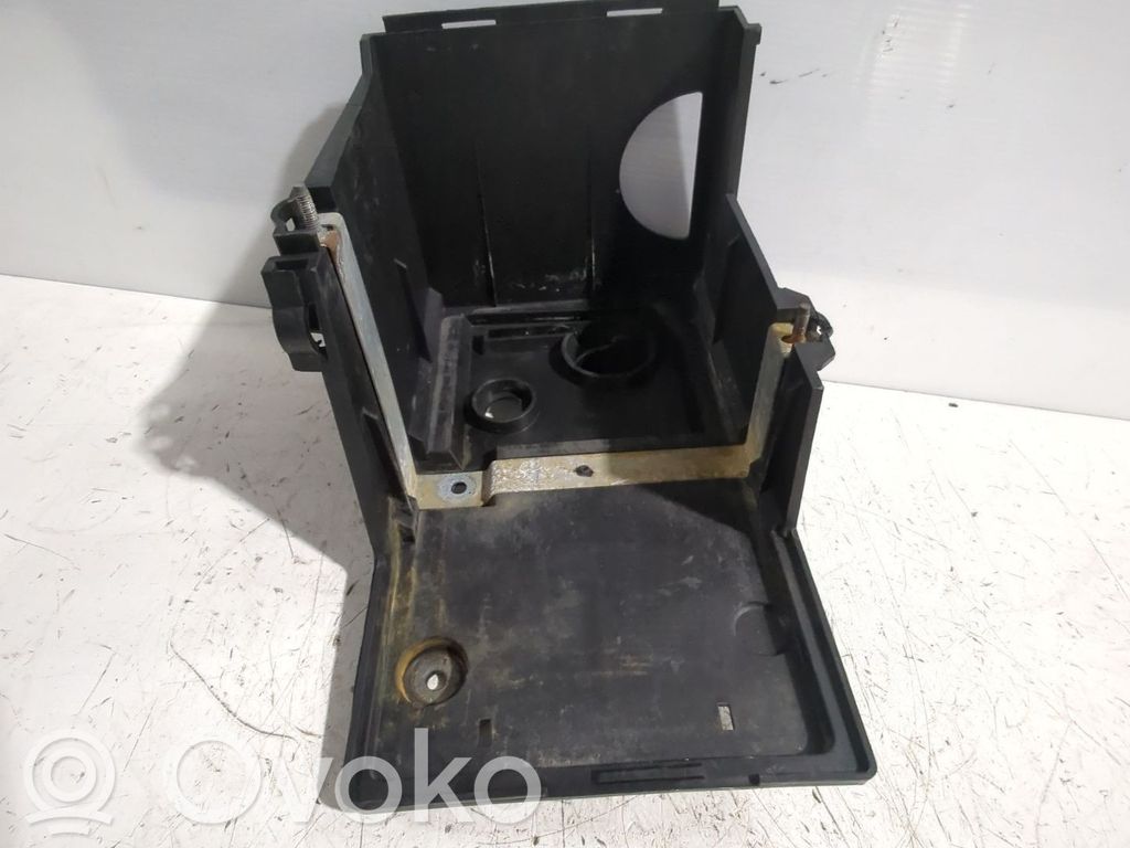 Ford Focus Dolny wahacz przedni 