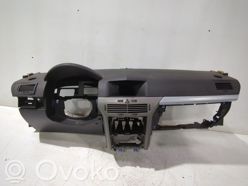 Opel Astra G Panel de instrumentos 