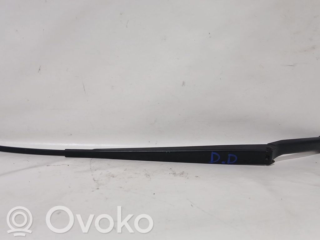 Audi A6 S6 C5 4B Brazo del limpiaparabrisas delantero 