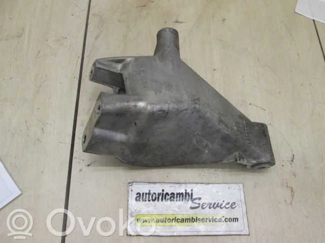 Fiat Bravo - Brava Halterung Lager Motor 