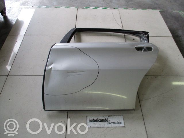 Alfa Romeo 166 Galinės durys 