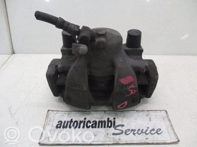 Fiat Punto (188) Etujarrusatula 