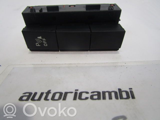 Other switches/knobs/shifts   14002461XT